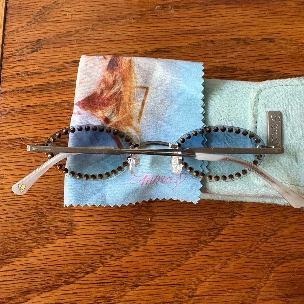 Y2K Emma Chamberlain x Crap Eyewear Sunglasses (Prima Donna, sold out model) - Picture 4 of 7